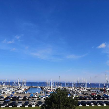 Helle und gemütliche Wohnung direkt am Meer Kiel Exterior foto